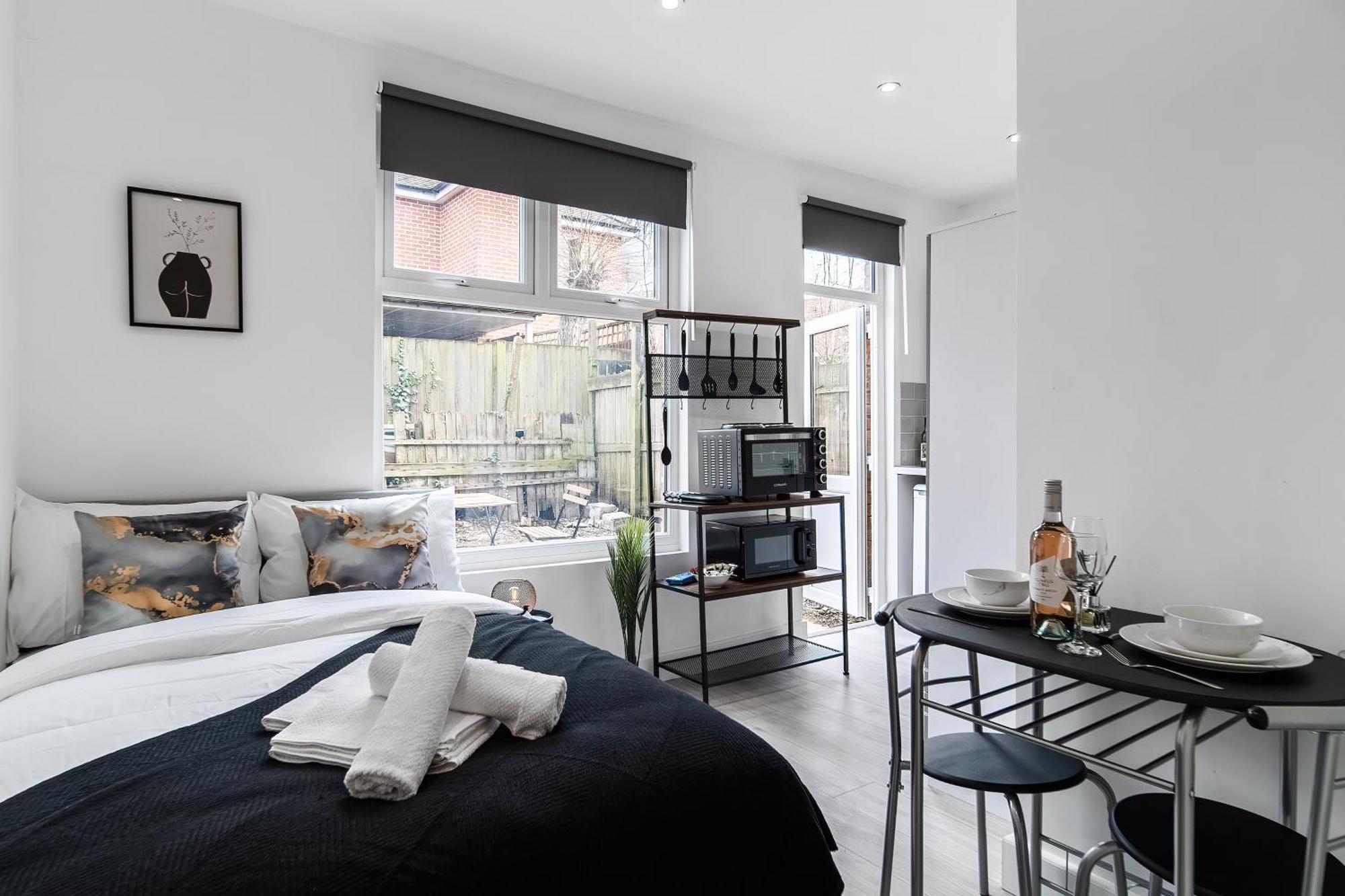 Modern Studio By Livestay Short Lets & Serviced Gasthuis Londen