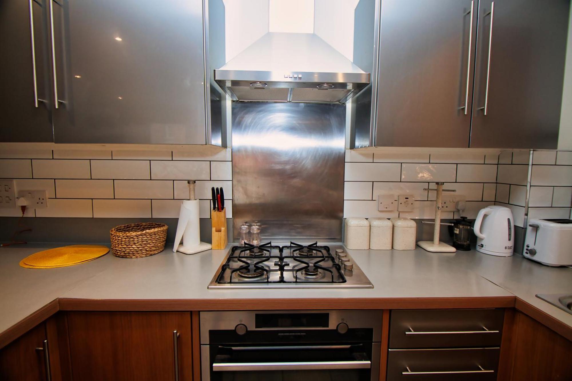 2 Bed Flat In Islington Apartment London