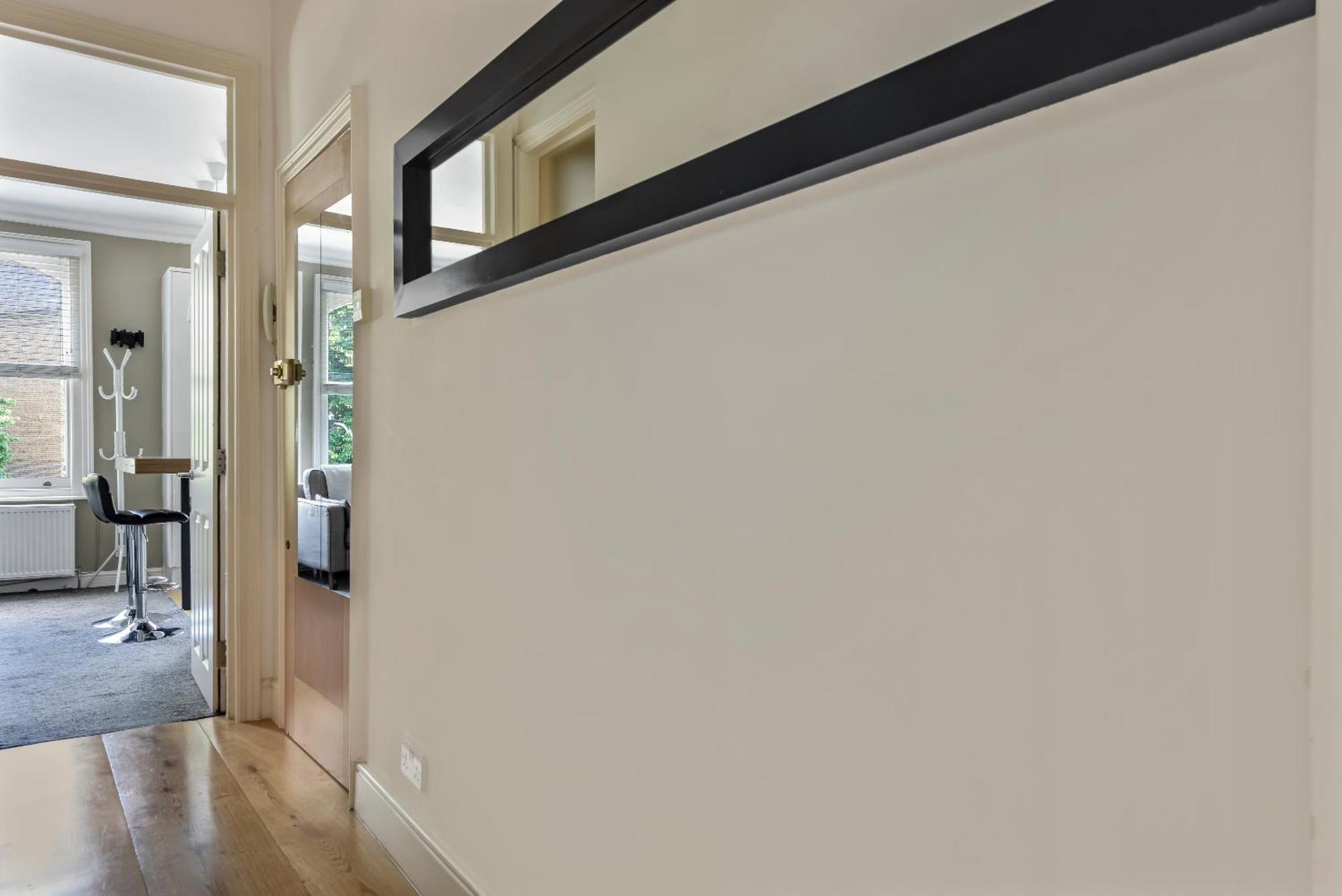 The West Kensington Collection Apartment *