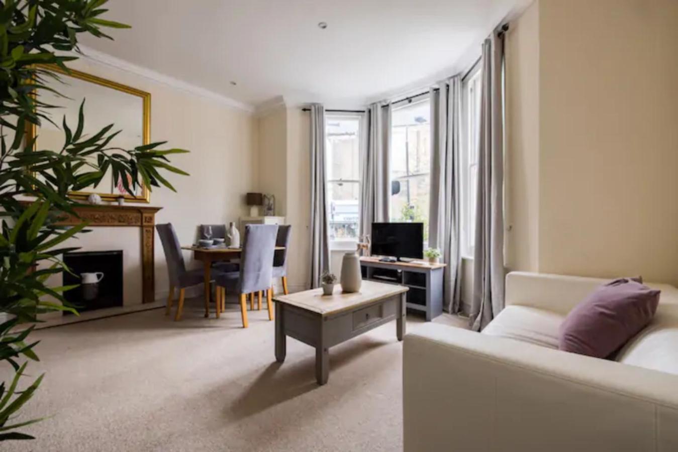 The West Kensington Collection Apartment London