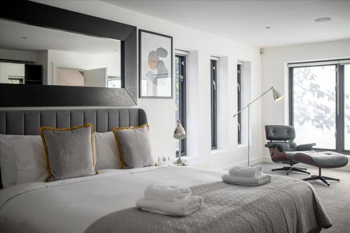 Sandmere Road By Capital Feriehus
