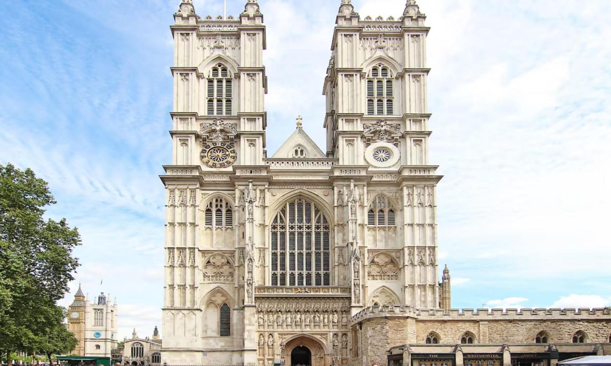 Modernised 1 And 2 Bedrooms Option Terrace And Balcony High Street Appartement