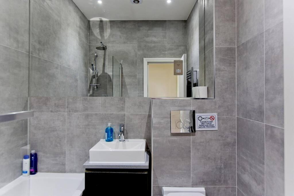 Leilighet F7 Large 2bed Kensington