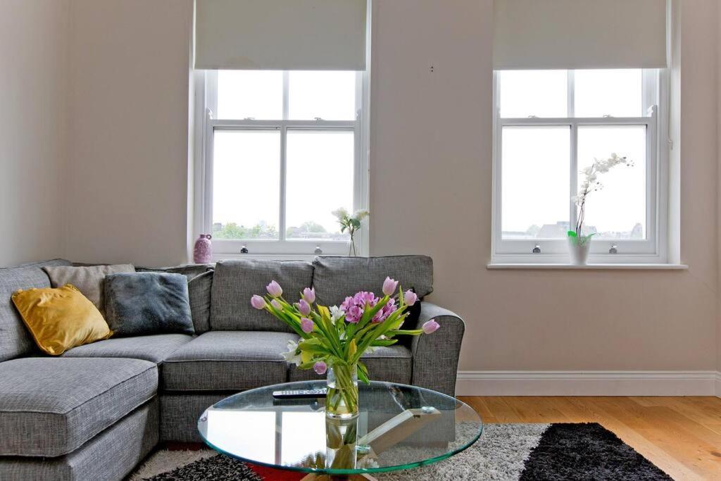 Leilighet F7 Large 2bed Kensington