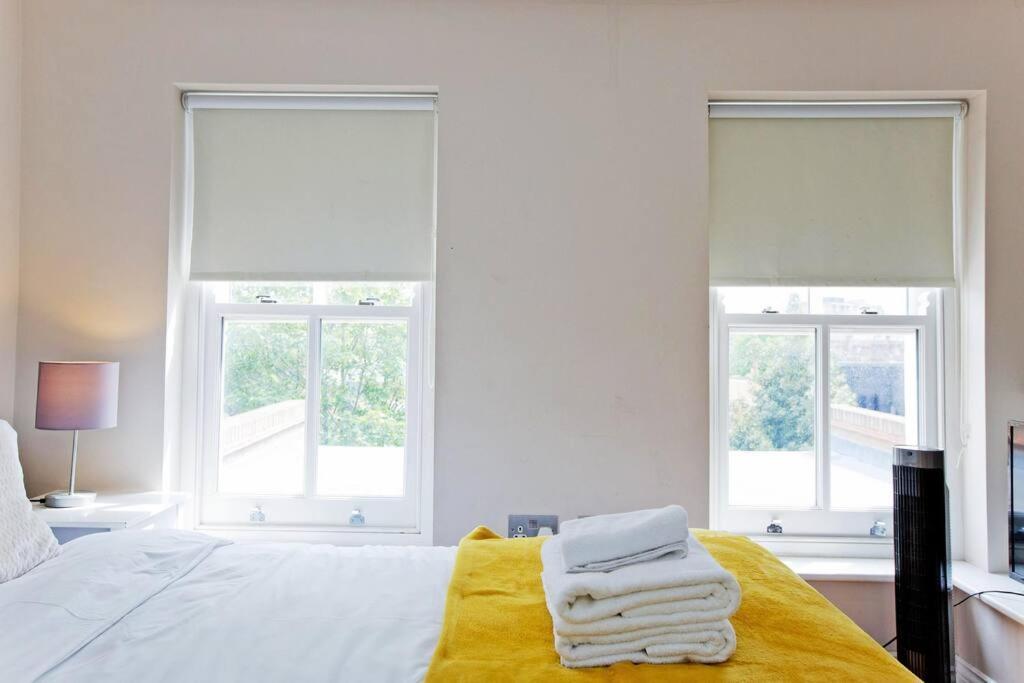 Stylish 1bed Duplex Kensington Leilighet *