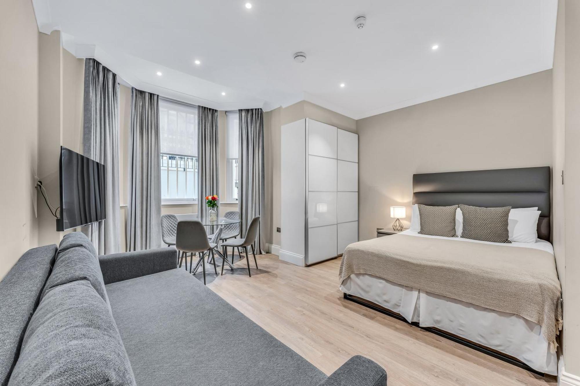 Apartment Redcliffe Gardens *