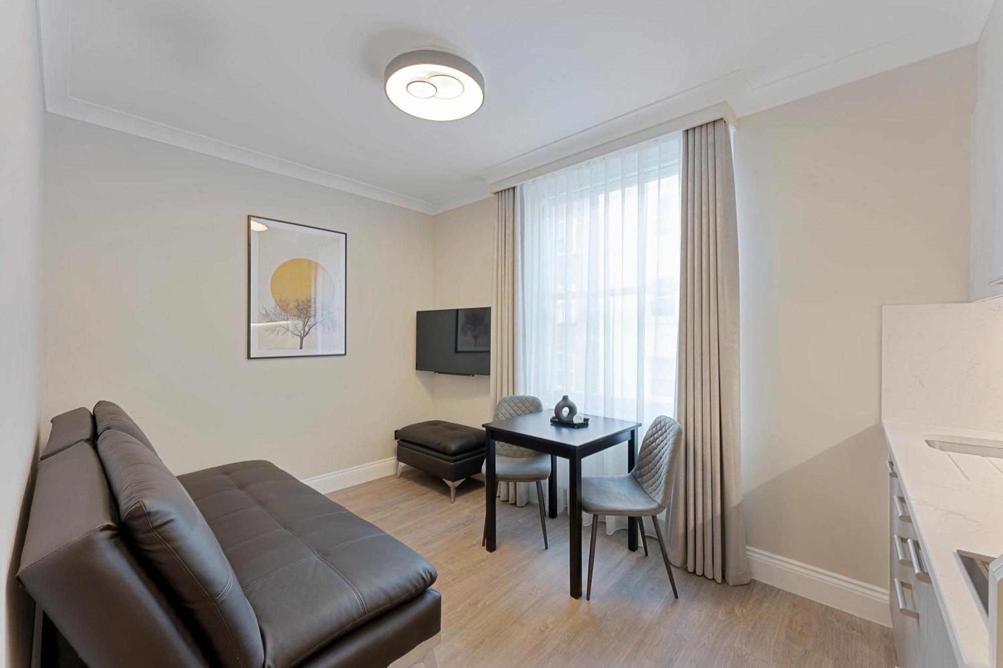 Cleveland Residences Paddington * London