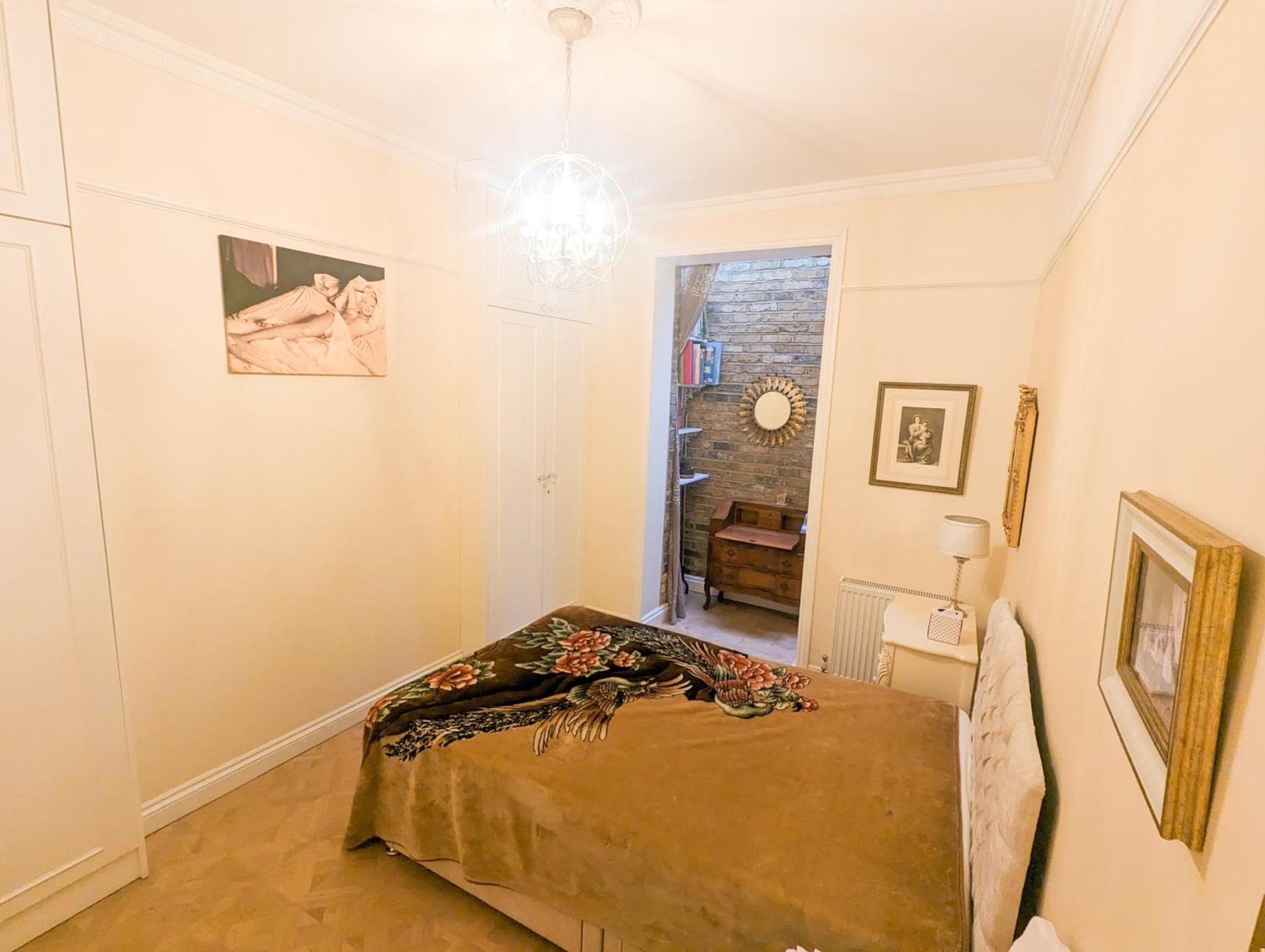 Appartement Spacious Refurbished Flat With A Garden Near Tube, Train, Thames And The Center *