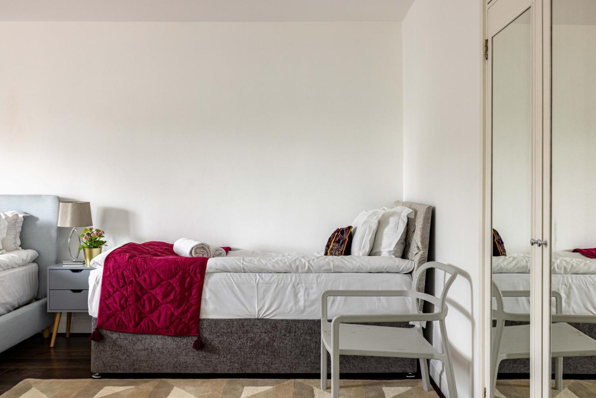 6-bedroom Lux House Next To Hyde Park &marble Arch Villa