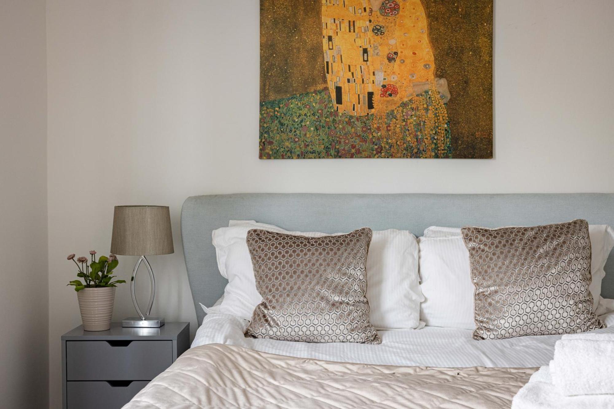 6-bedroom Lux House Next To Hyde Park &marble Arch London