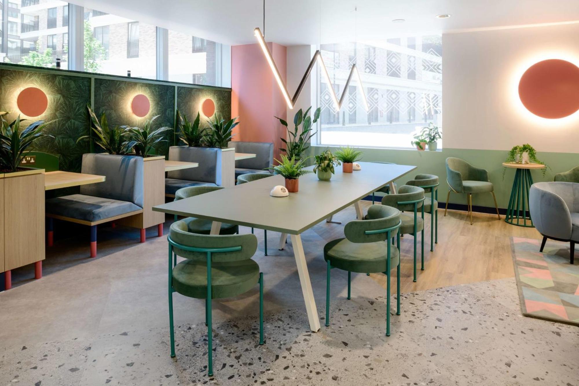 Cosy City Living Ensuites At Trendy Wick Park In London *