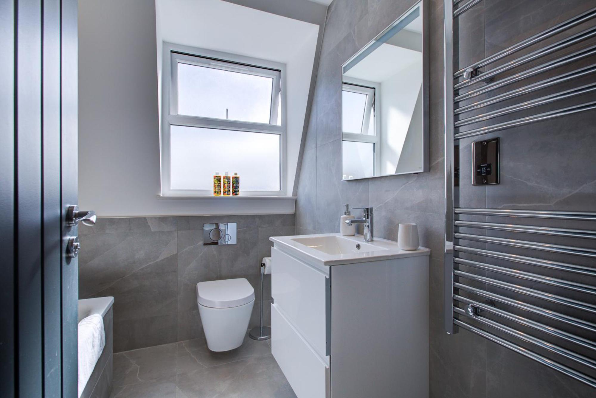 Hybrid Resi - Fulham Near Chelsea And Putney Apartment London