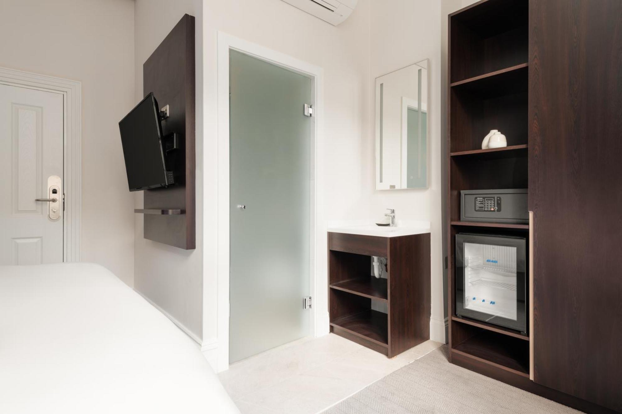 Rove Paddington 4*
