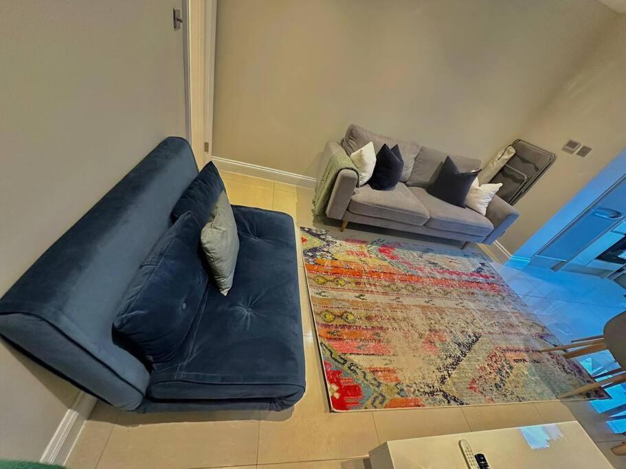 Lovely 2 Bedroom Ground Floor Flat With Garden. * Londen