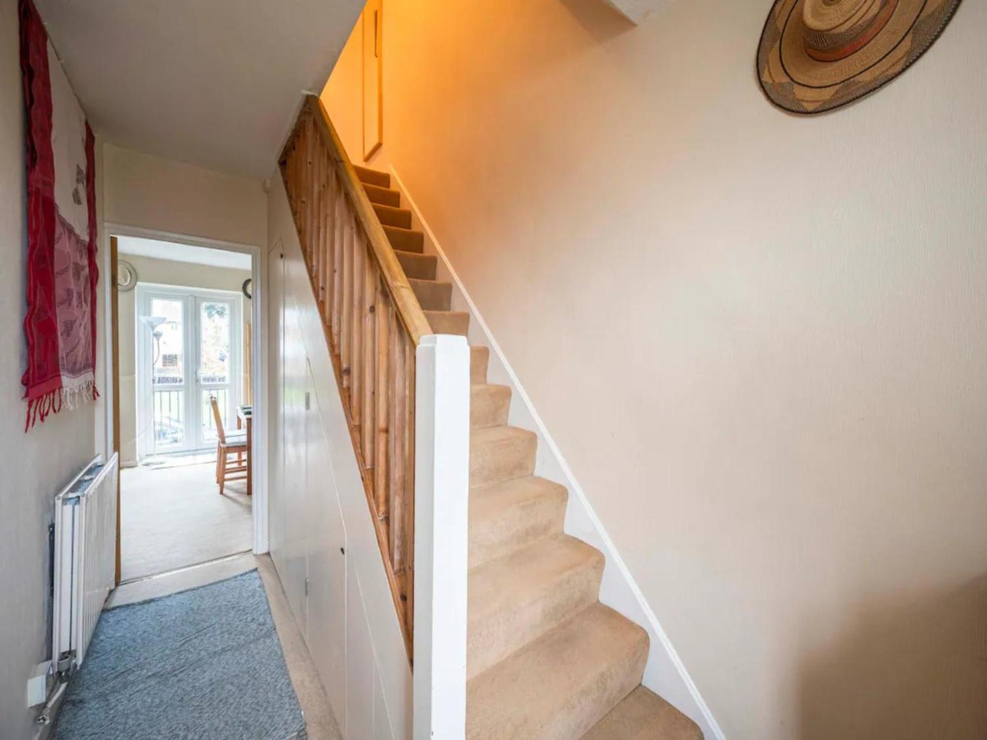 Pass The Keys Spacious 2bed Flat Camberwell Apartment London