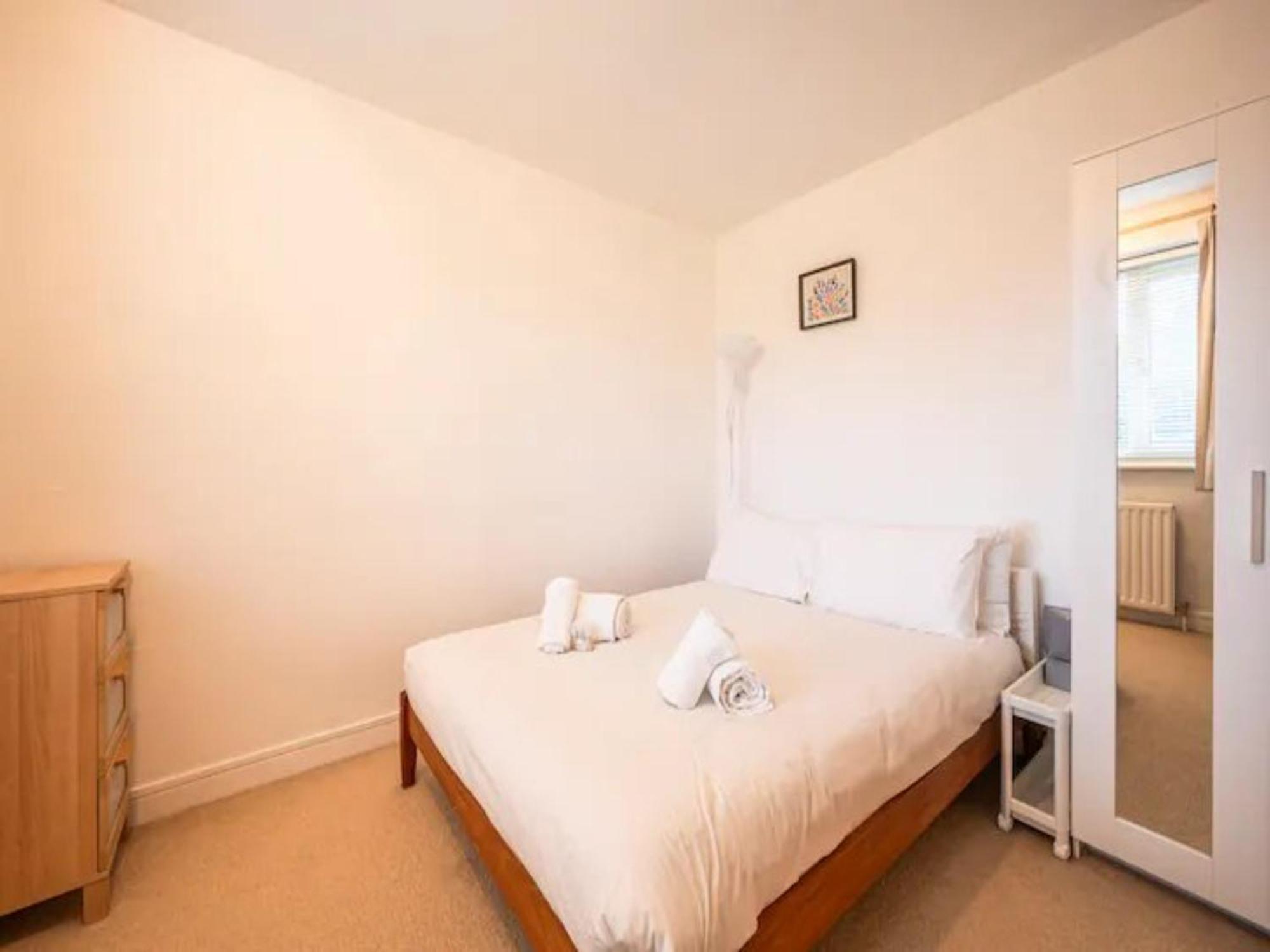Apartment Pass The Keys Spacious 2bed Flat Camberwell London