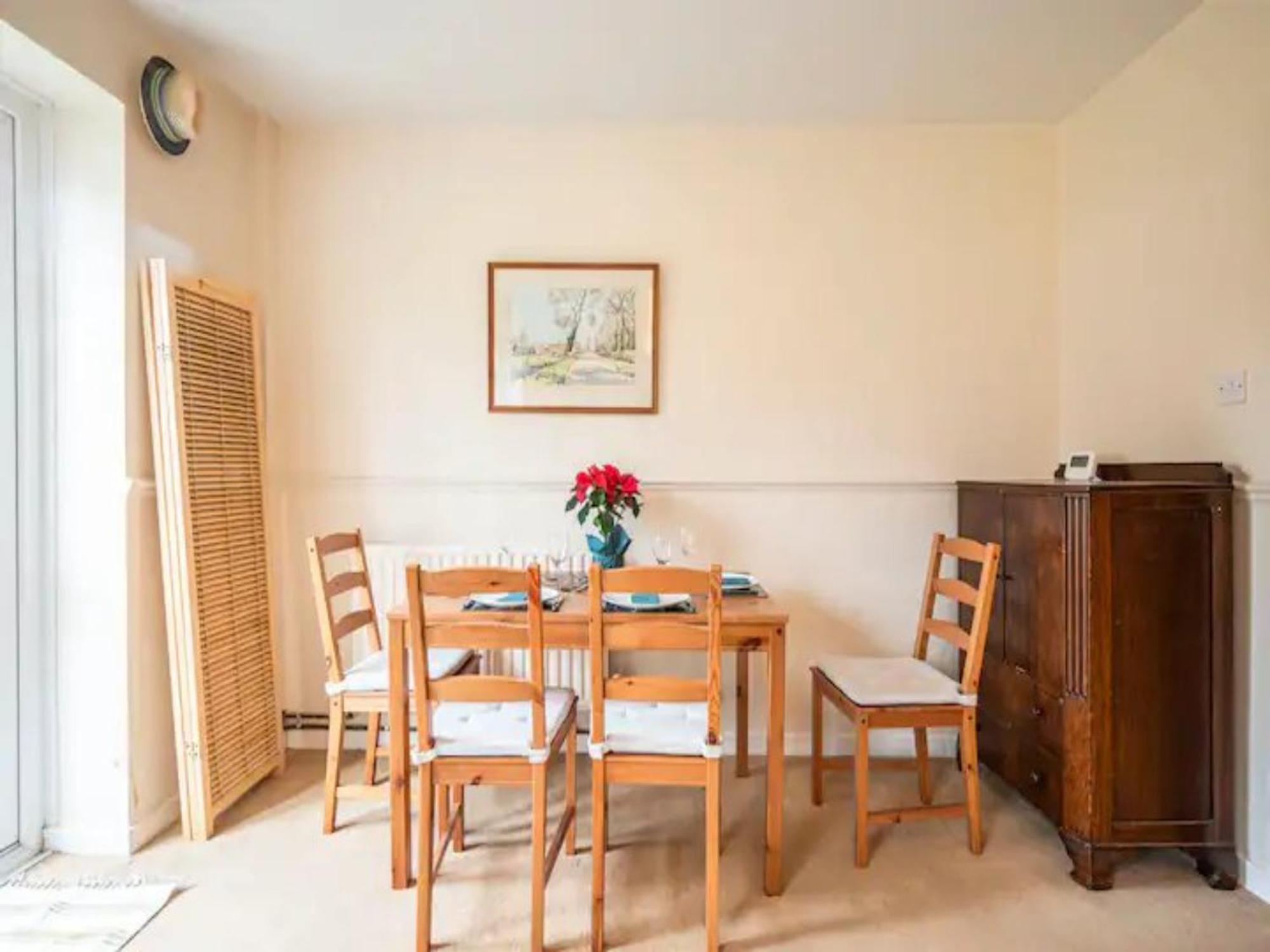 Pass The Keys Spacious 2bed Flat Camberwell London