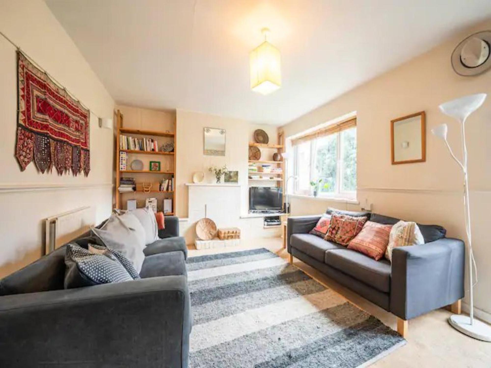Pass The Keys Spacious 2bed Flat Camberwell