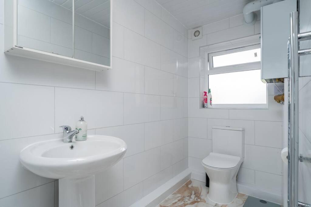 Trendy 2bed In Brick Lane - 3rd Floor * London
