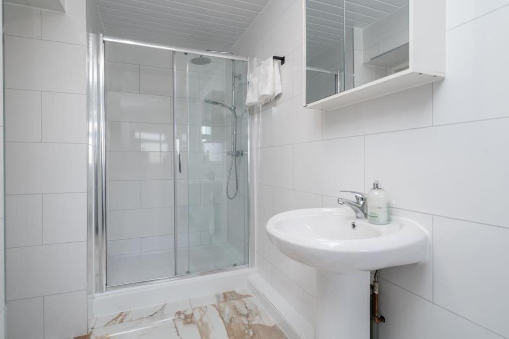 Trendy 2bed In Brick Lane - 3rd Floor * London