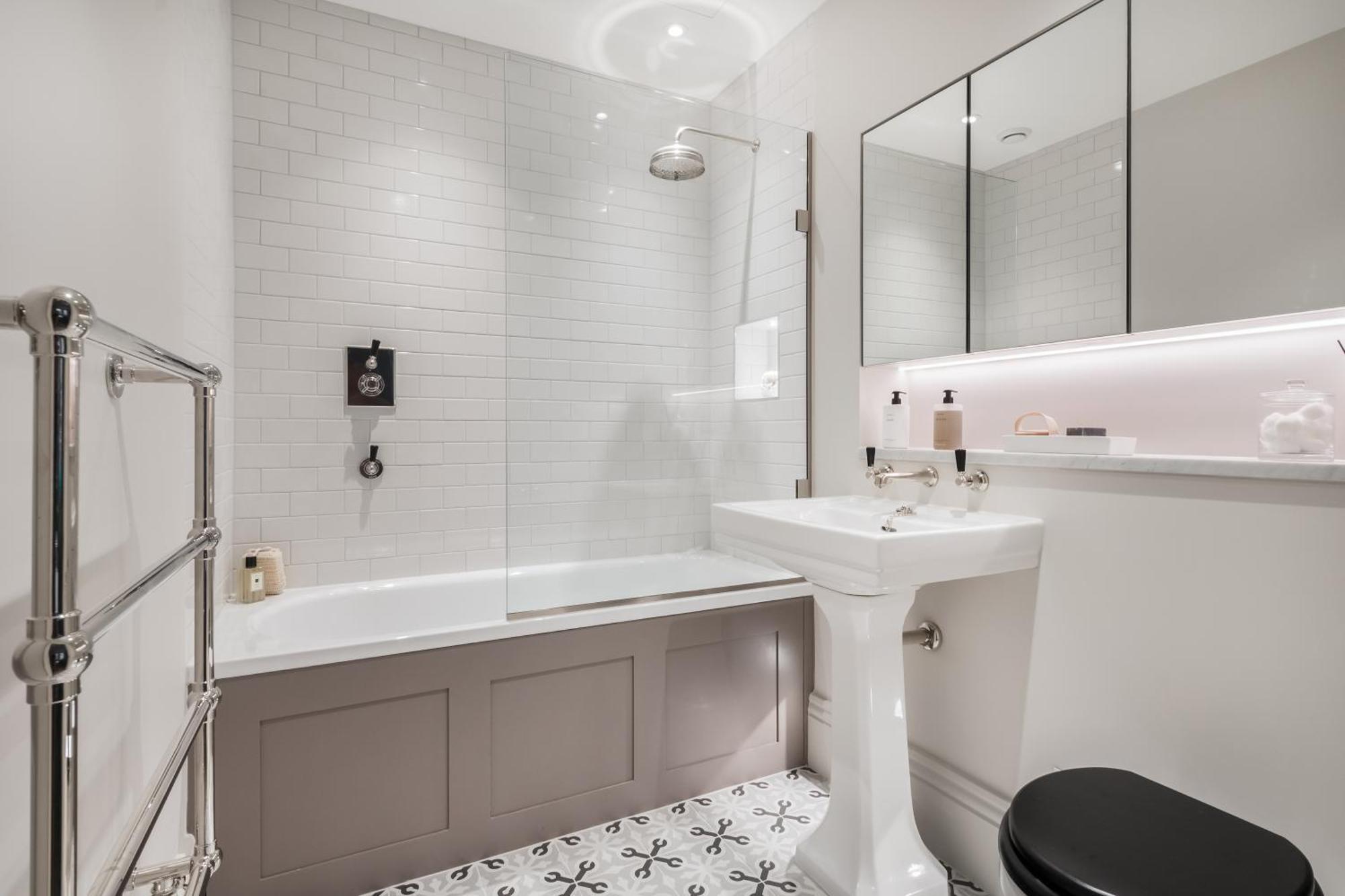 Apartment Luxury 2-Bed Hyde Park Apartment - Ac - Sleeps 6
