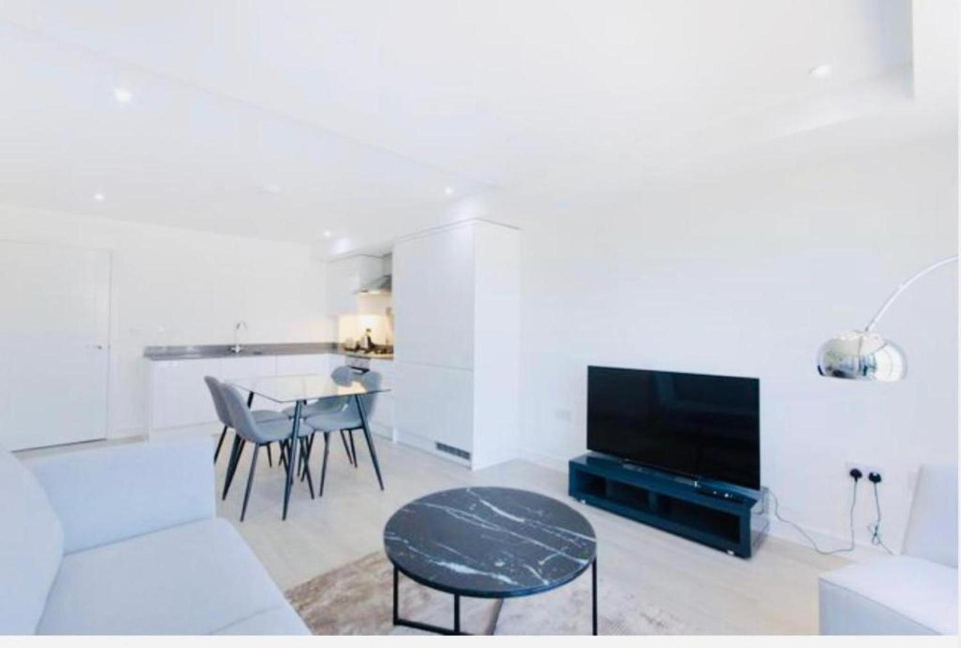 Apartment Impeccable 1-bed In *