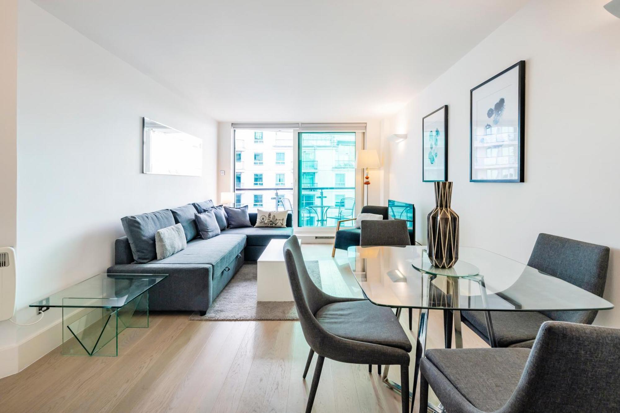 Riverside 2-bedroom Apartamento *