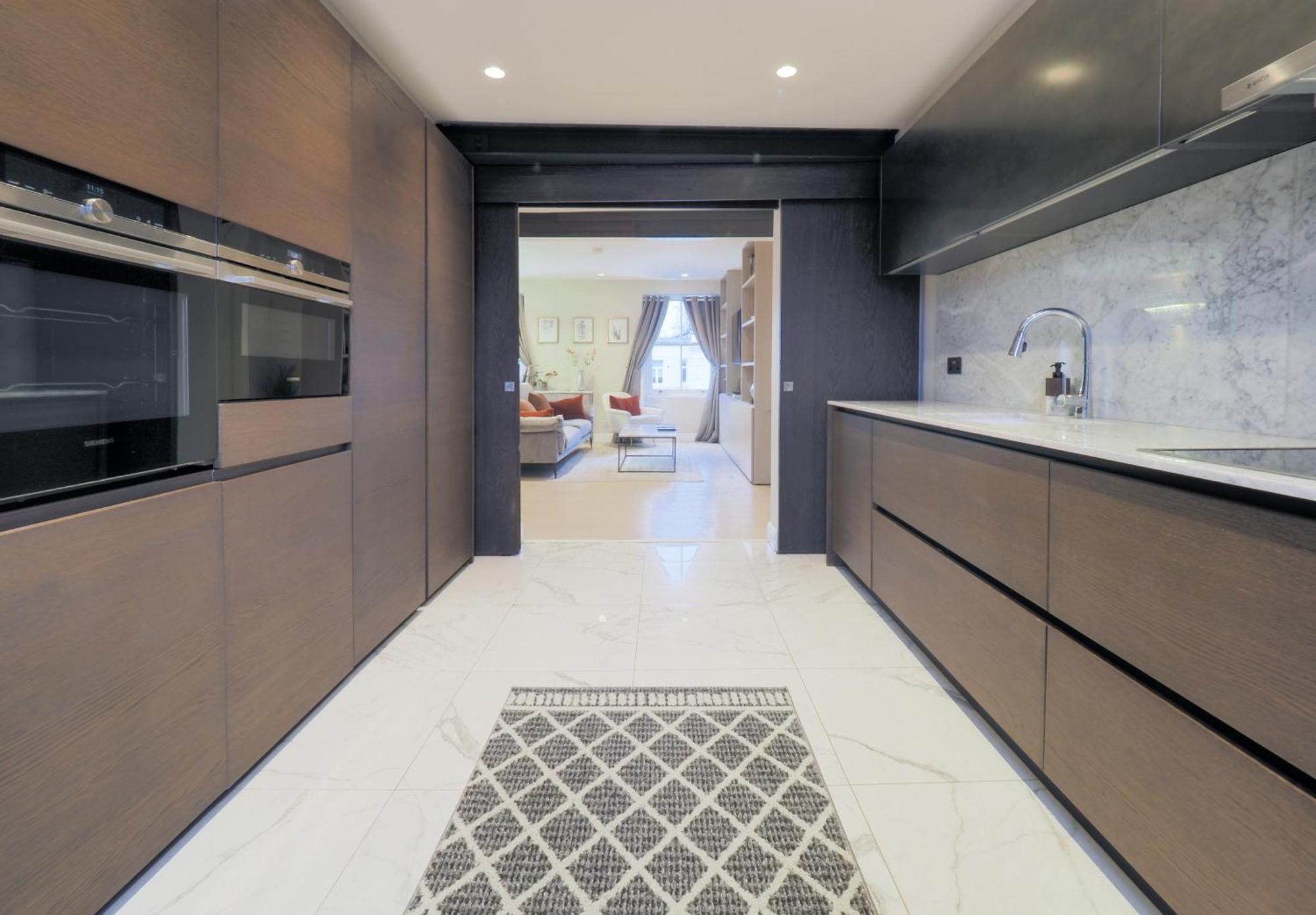 Luxury 3 Bedroom Flat In Maida Vale * Londen