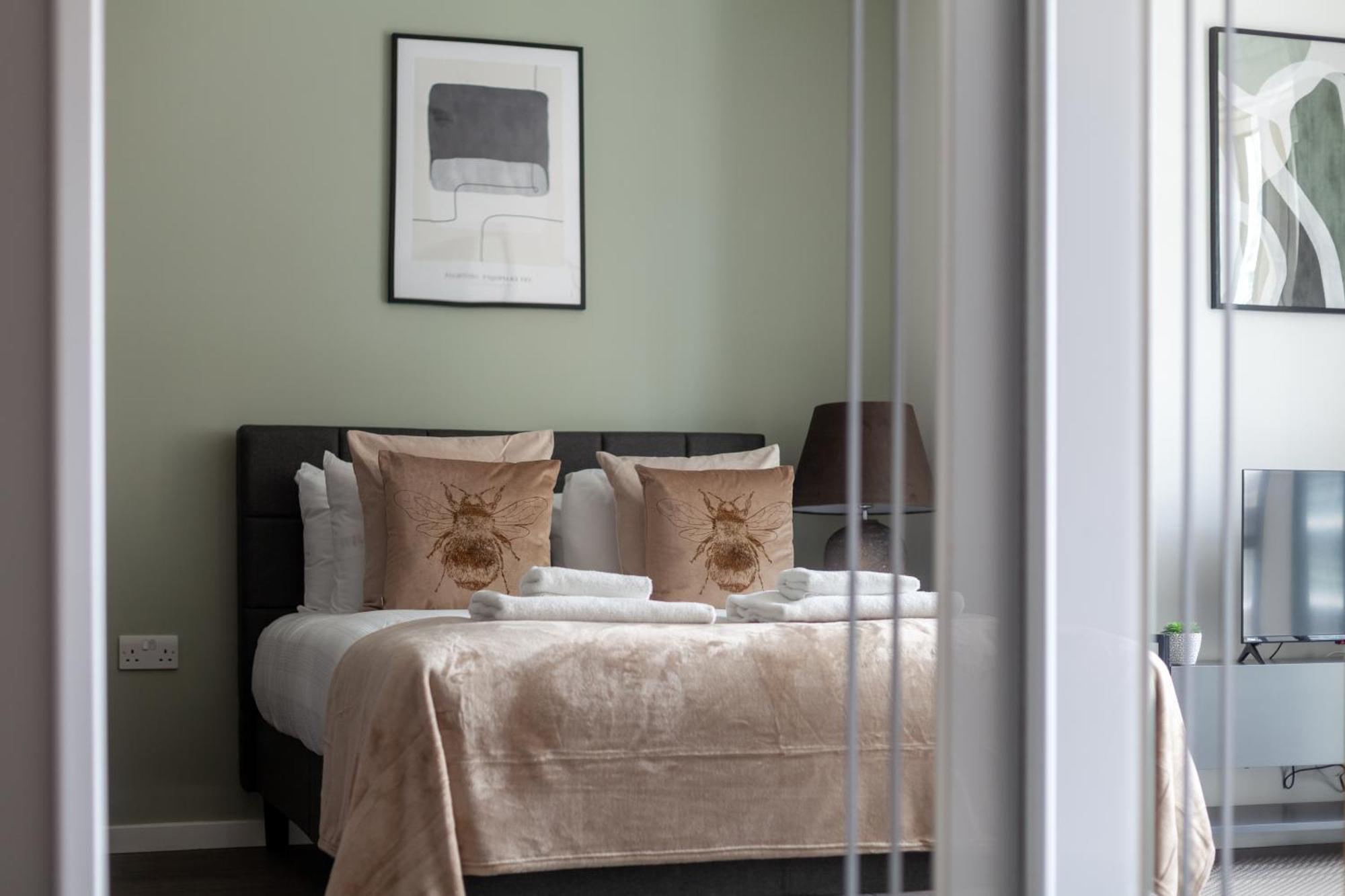 The Wandsworth Luxury Apartment *