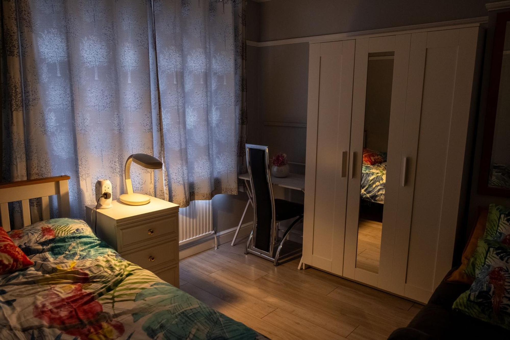 Spacious Double Bedroom In Shooters Hill * London