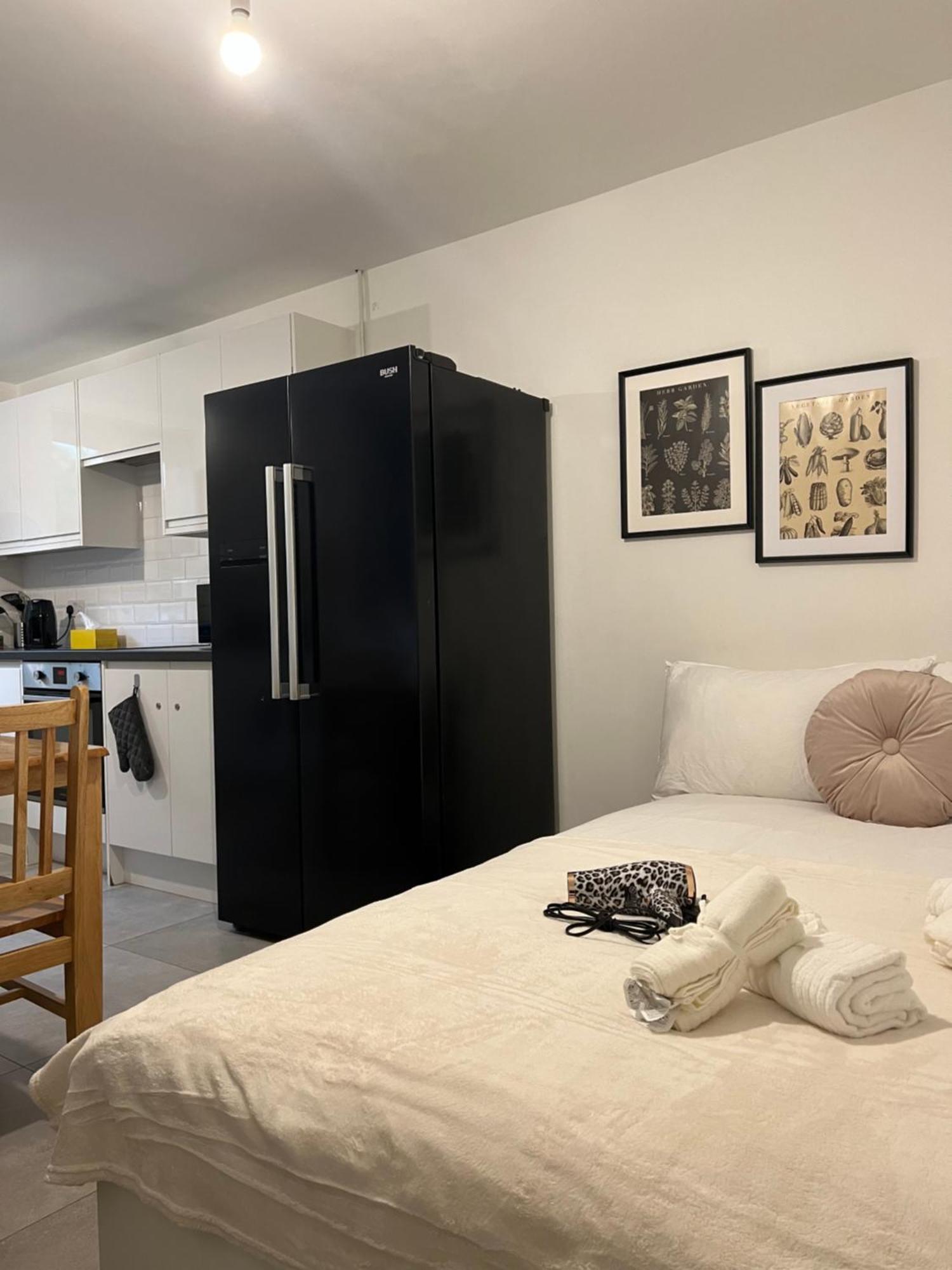 Lovely Double In Euston & Square In Habitación en casa particular