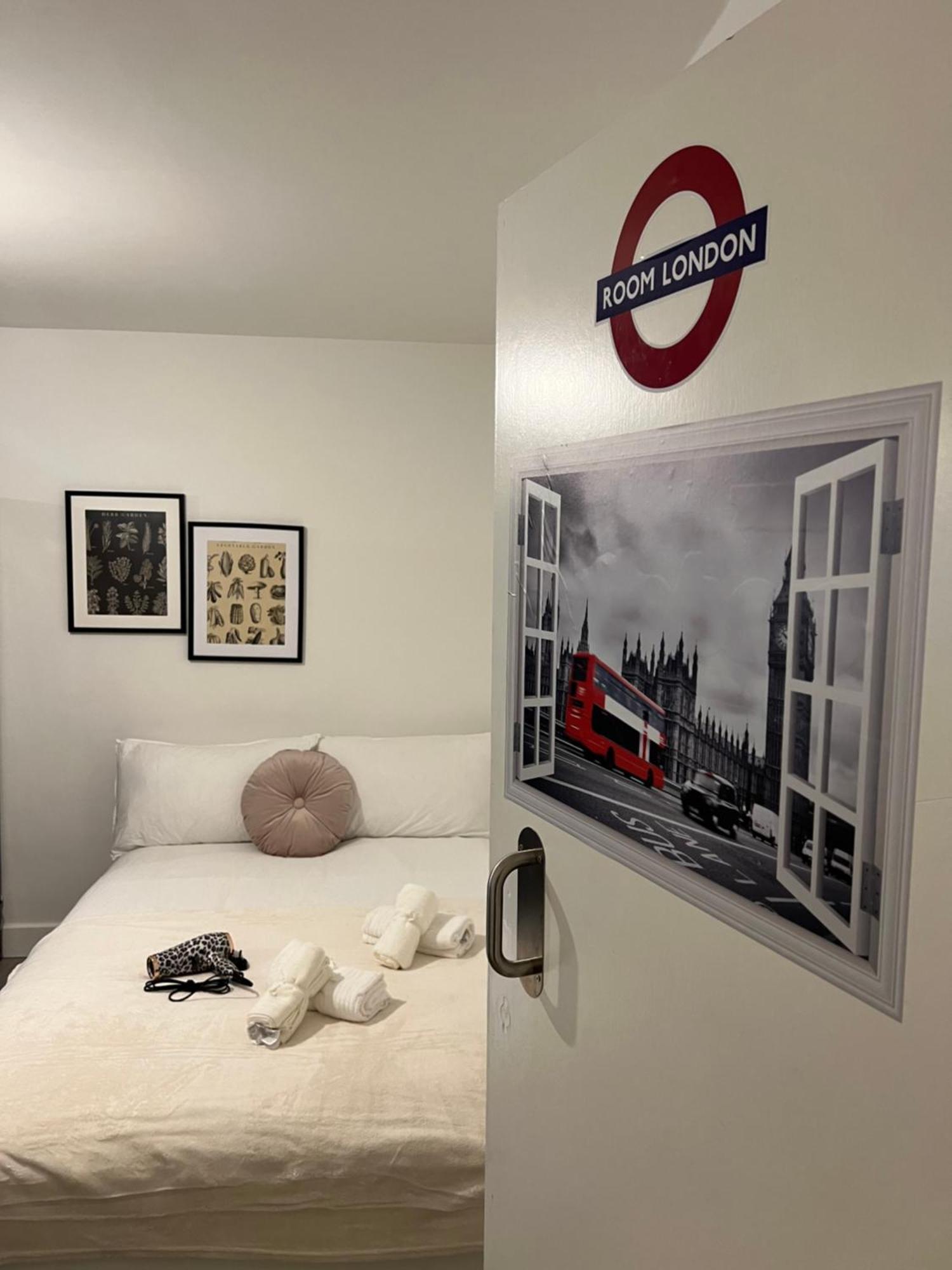 Lovely Double In Euston & Square In Habitación en casa particular *