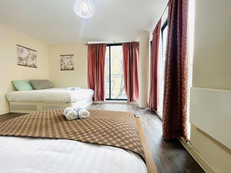Bright Flat In Bricklane-aldgate *