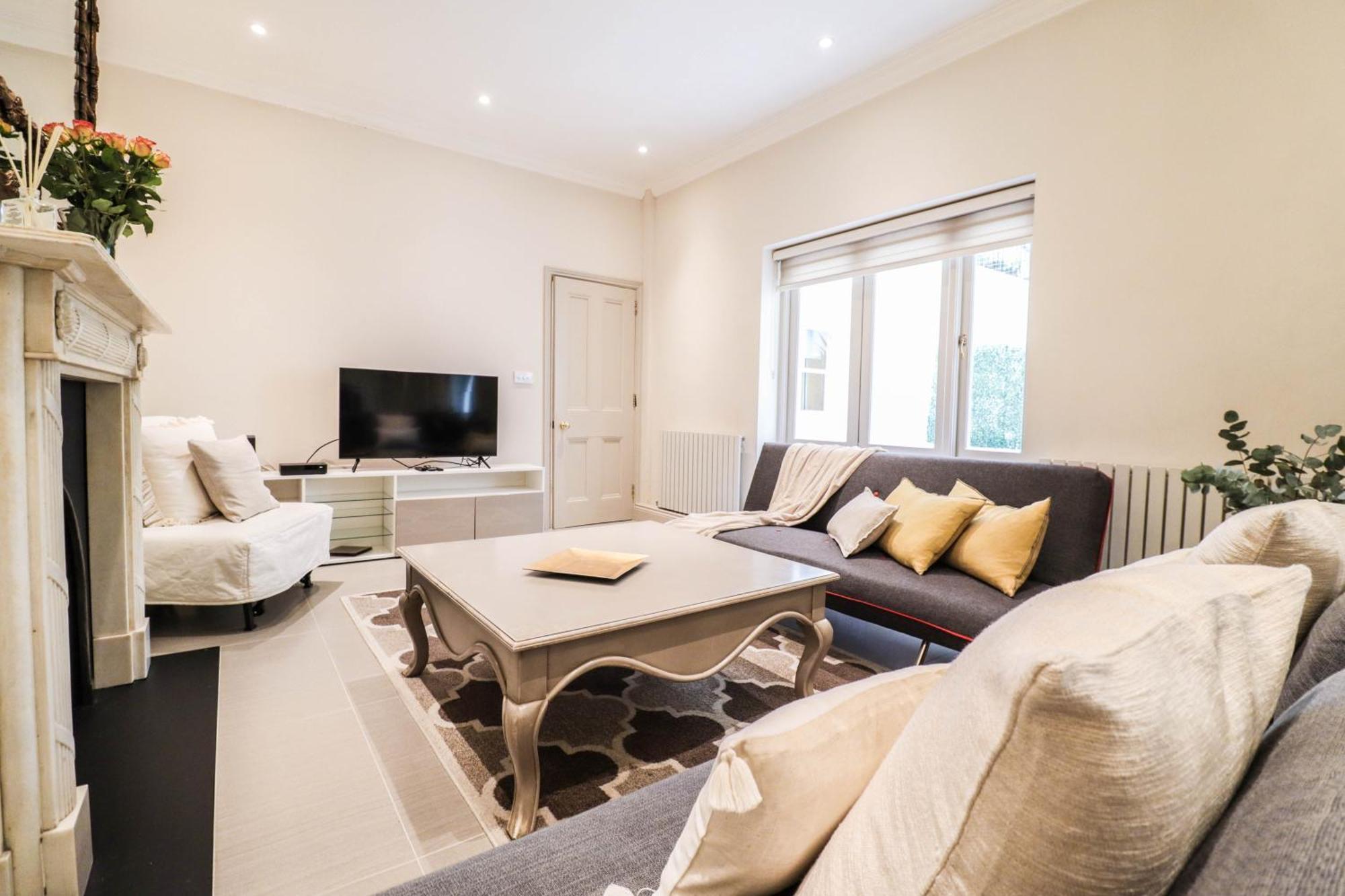 Lovely Kensington Apartment In A Prime Location London