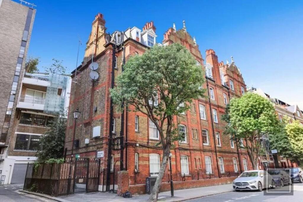 Small One-bed Flat, Payment Required Straight Away, Host Will Message After You've Made A Reservation Appartement *
