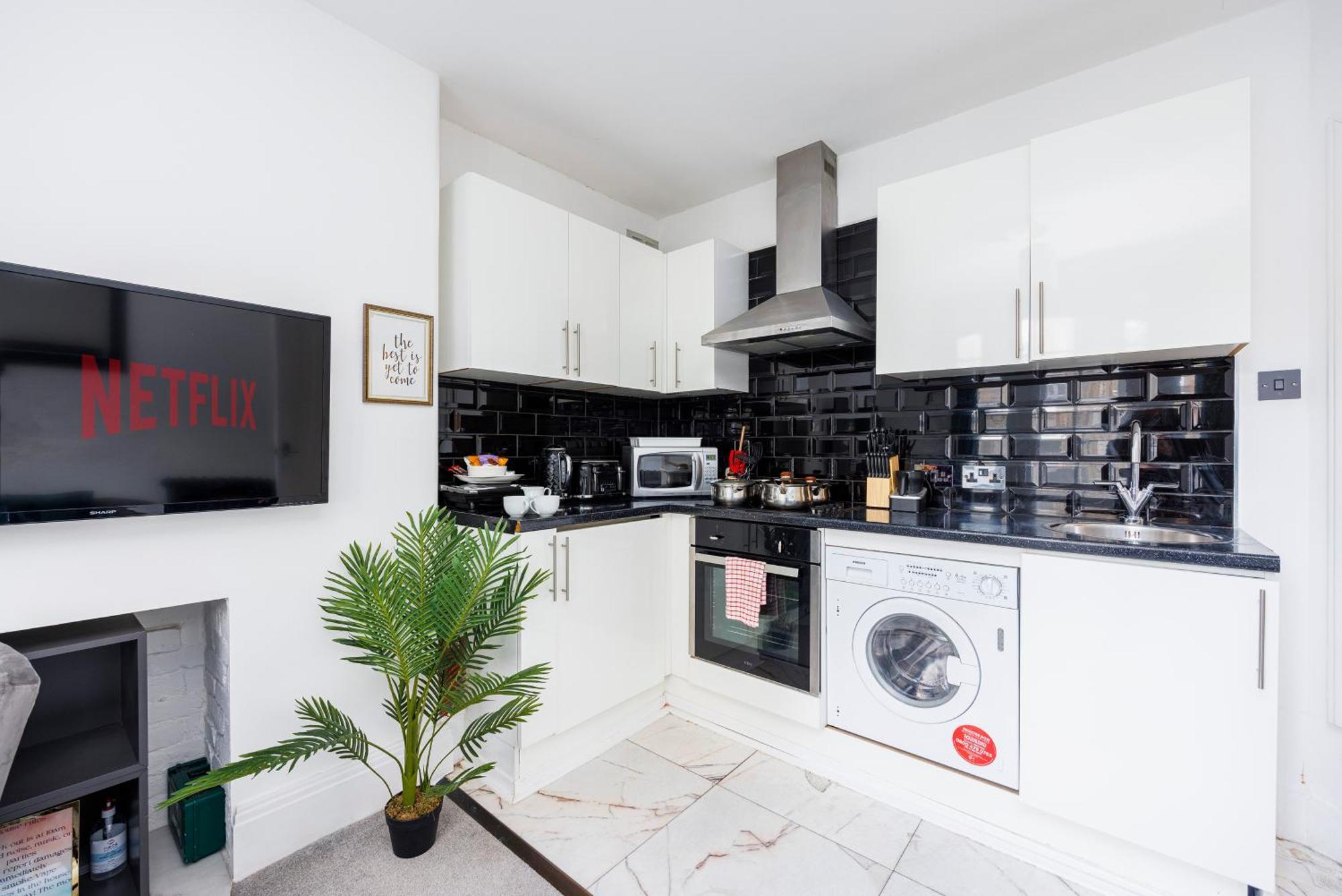 Bridge 2 Bed - Sleeps 3 London