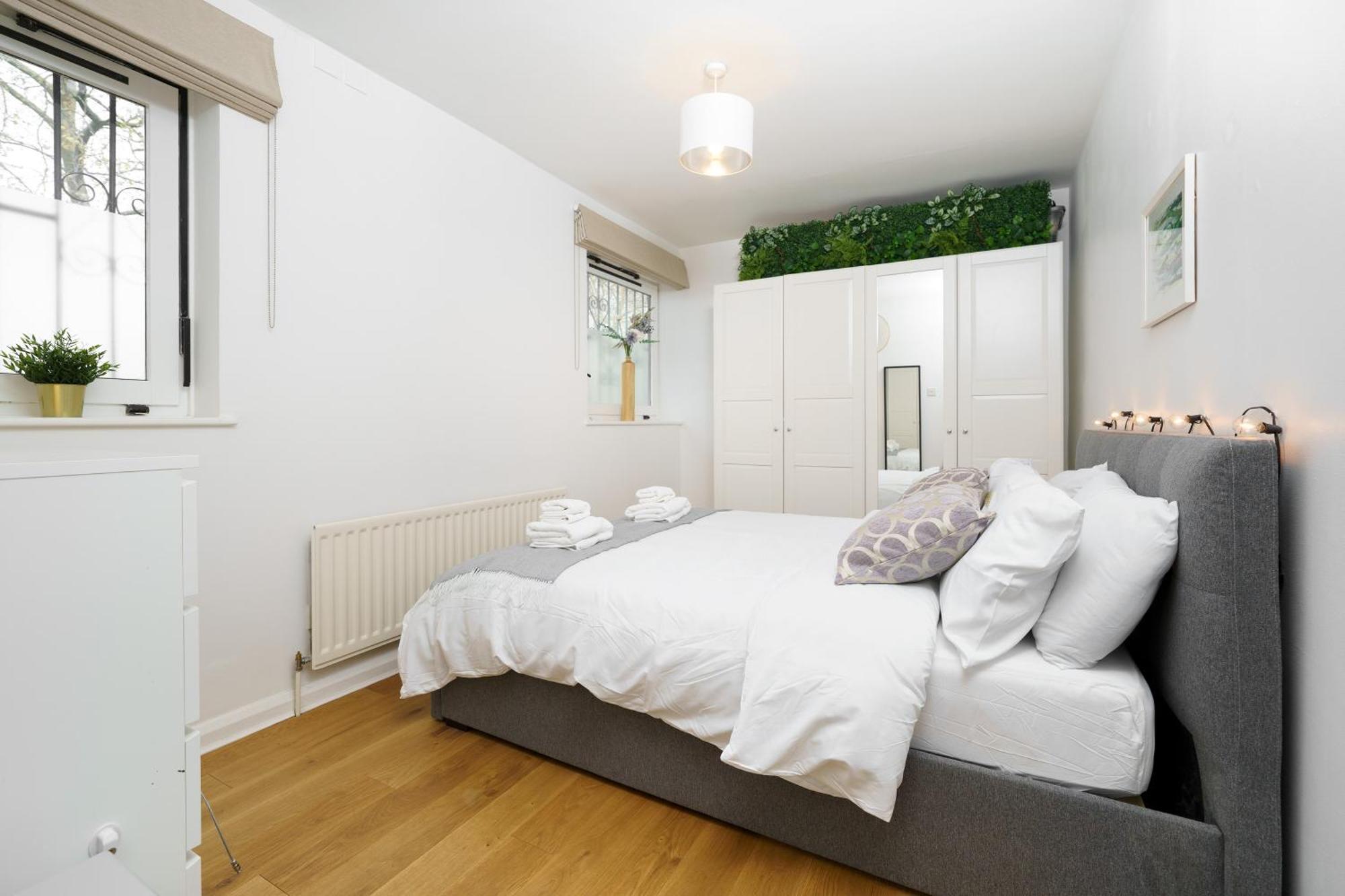 Lovely In Victoria Park Village Apartment London