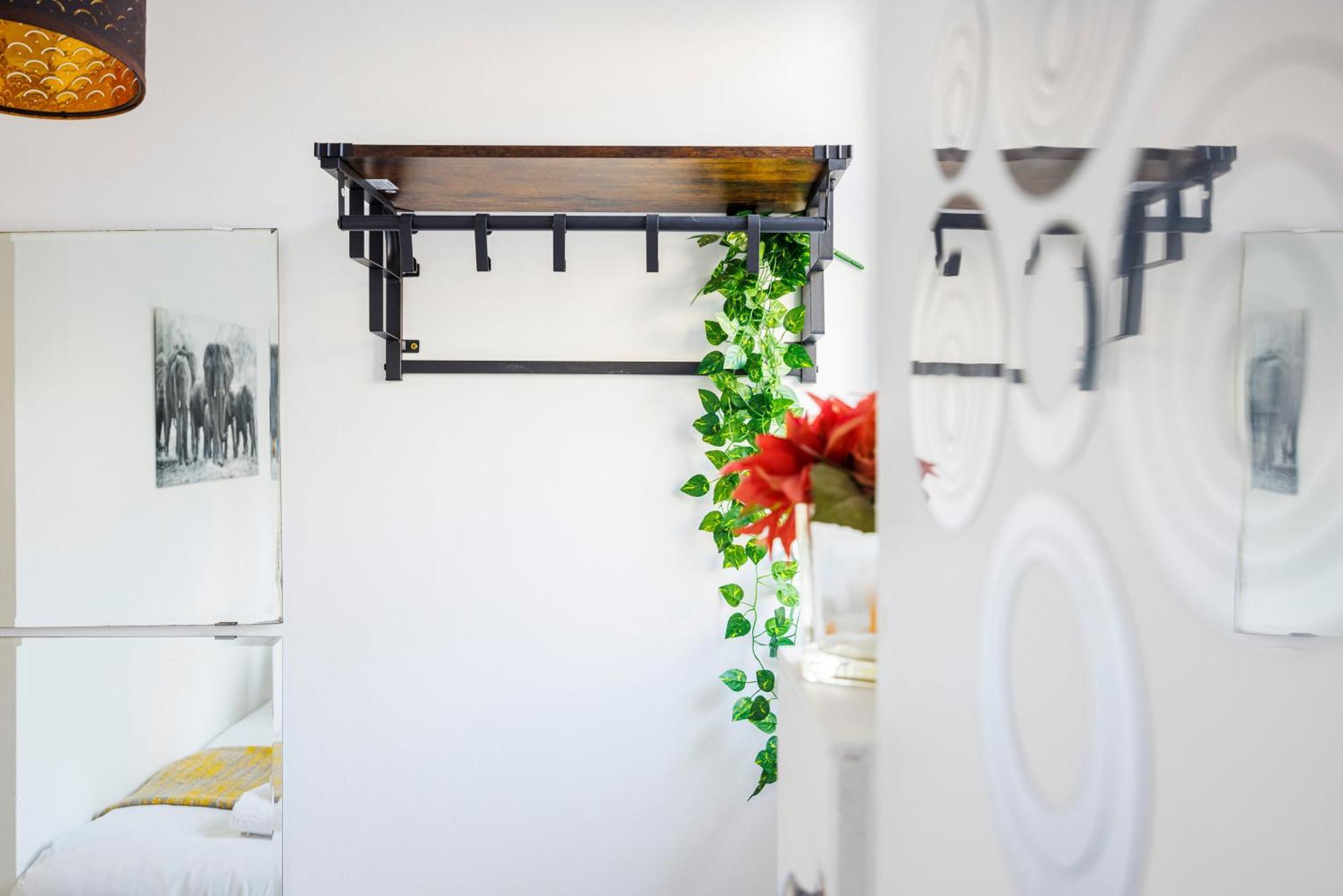 Bridge 2 Bed - Sleeps 3 London