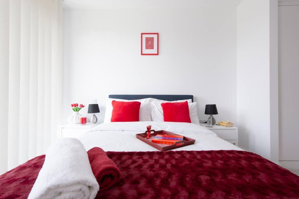 Apartment Utopian Modern London