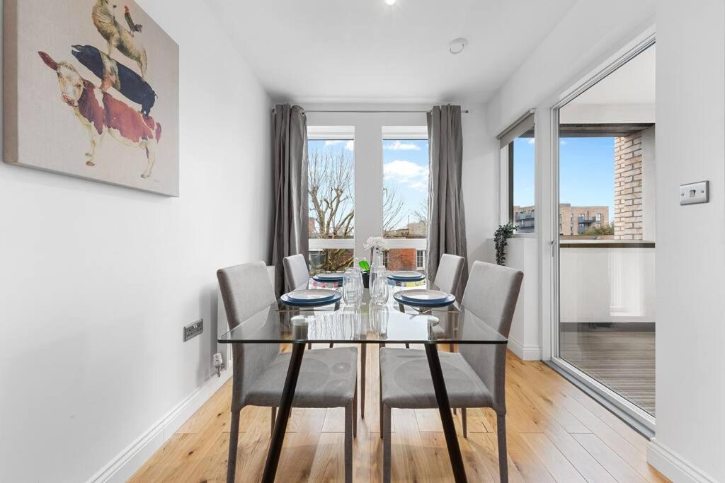Luxury Bermondsey Apartment London
