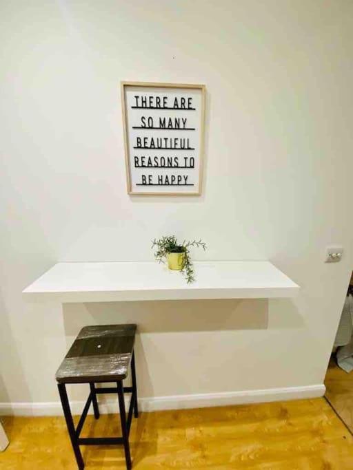 Bridge Beauty Luxury 2bed 2bath Apartment London