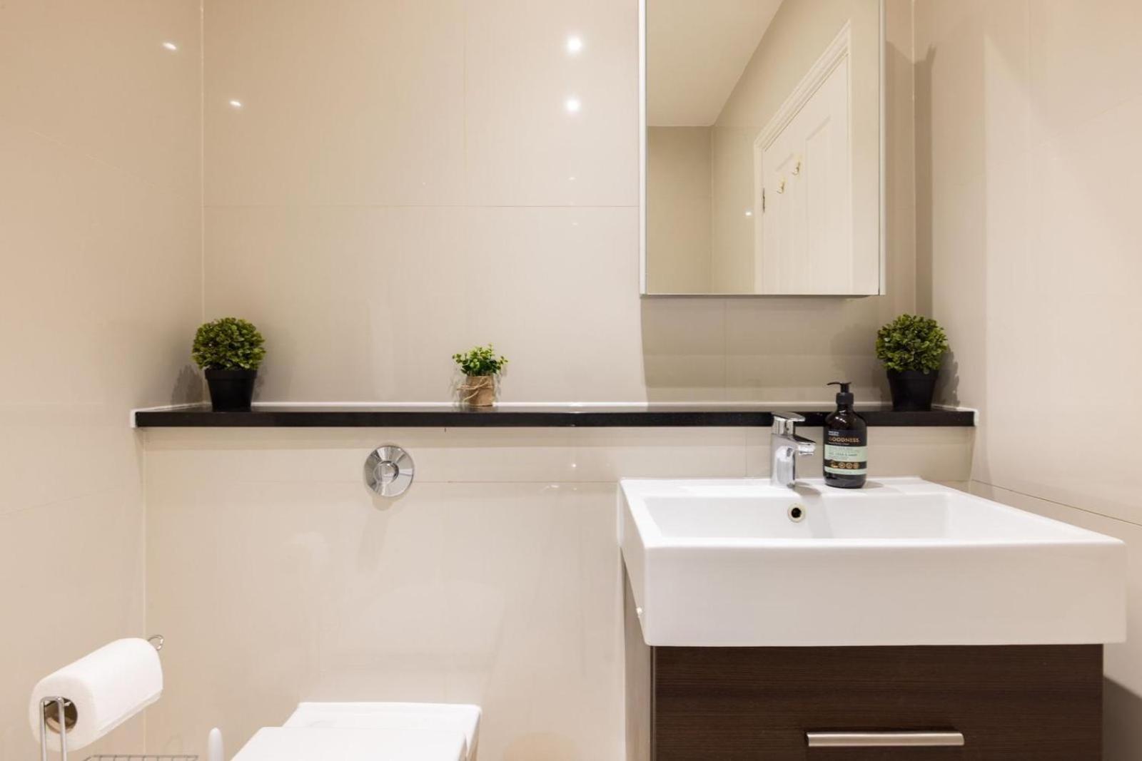 Marylebone Luxury 2 Bed London