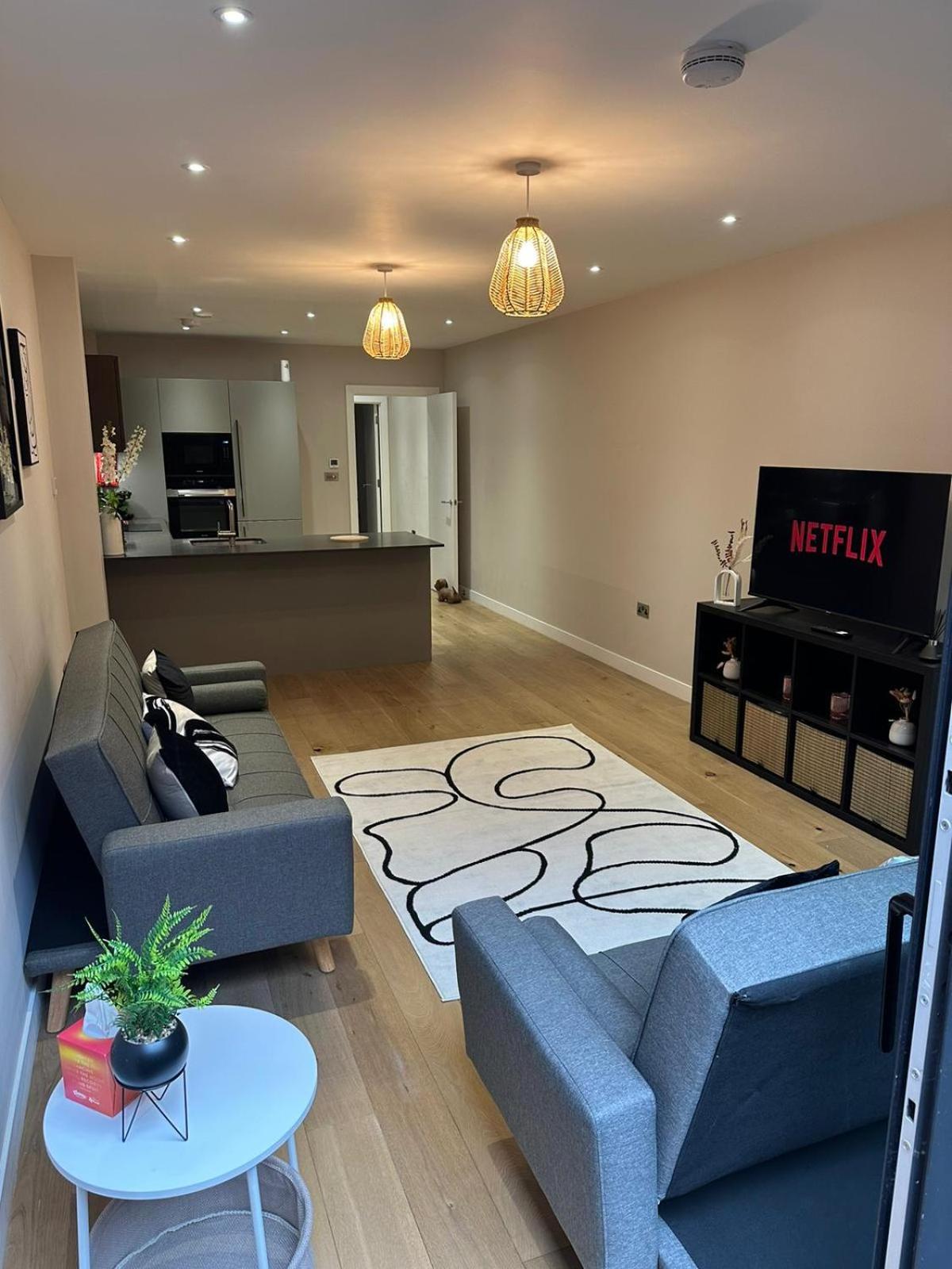 Apartment Richardson Deluxe - 3 Bed London