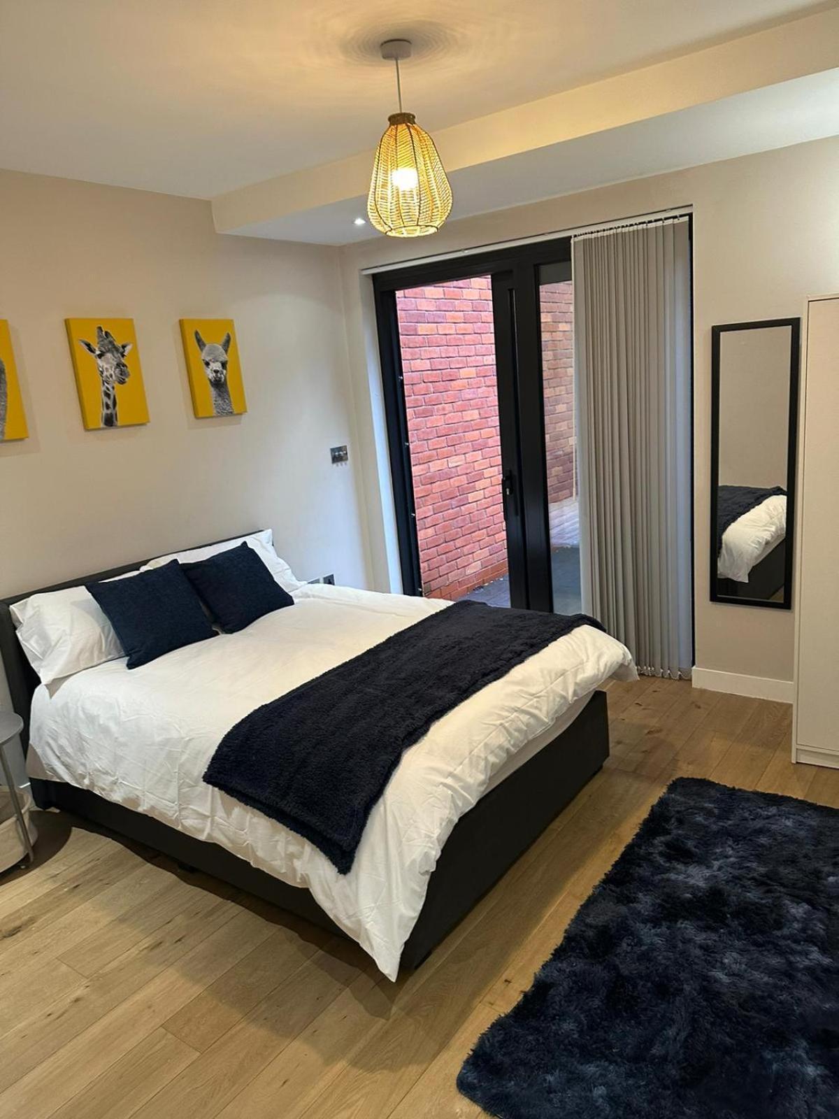Apartment Richardson Deluxe - 3 Bed London