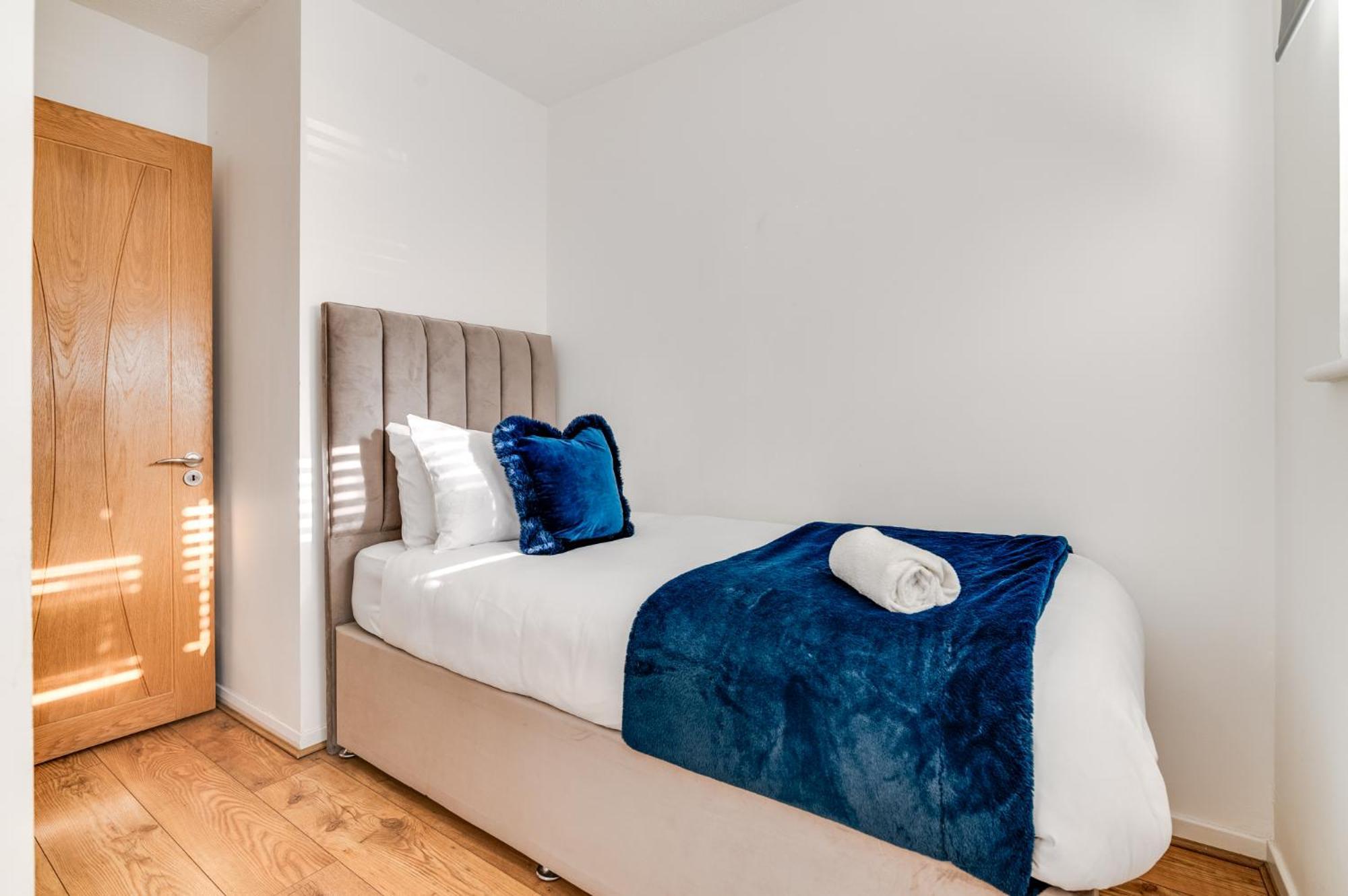 Apartamento Livestay - Stylish 3-bed Gem In Trendy E1 *