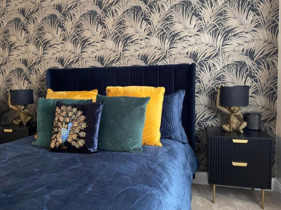 Luxury 4 Bed 2 Bath House With Garden Near Wimbledon * London