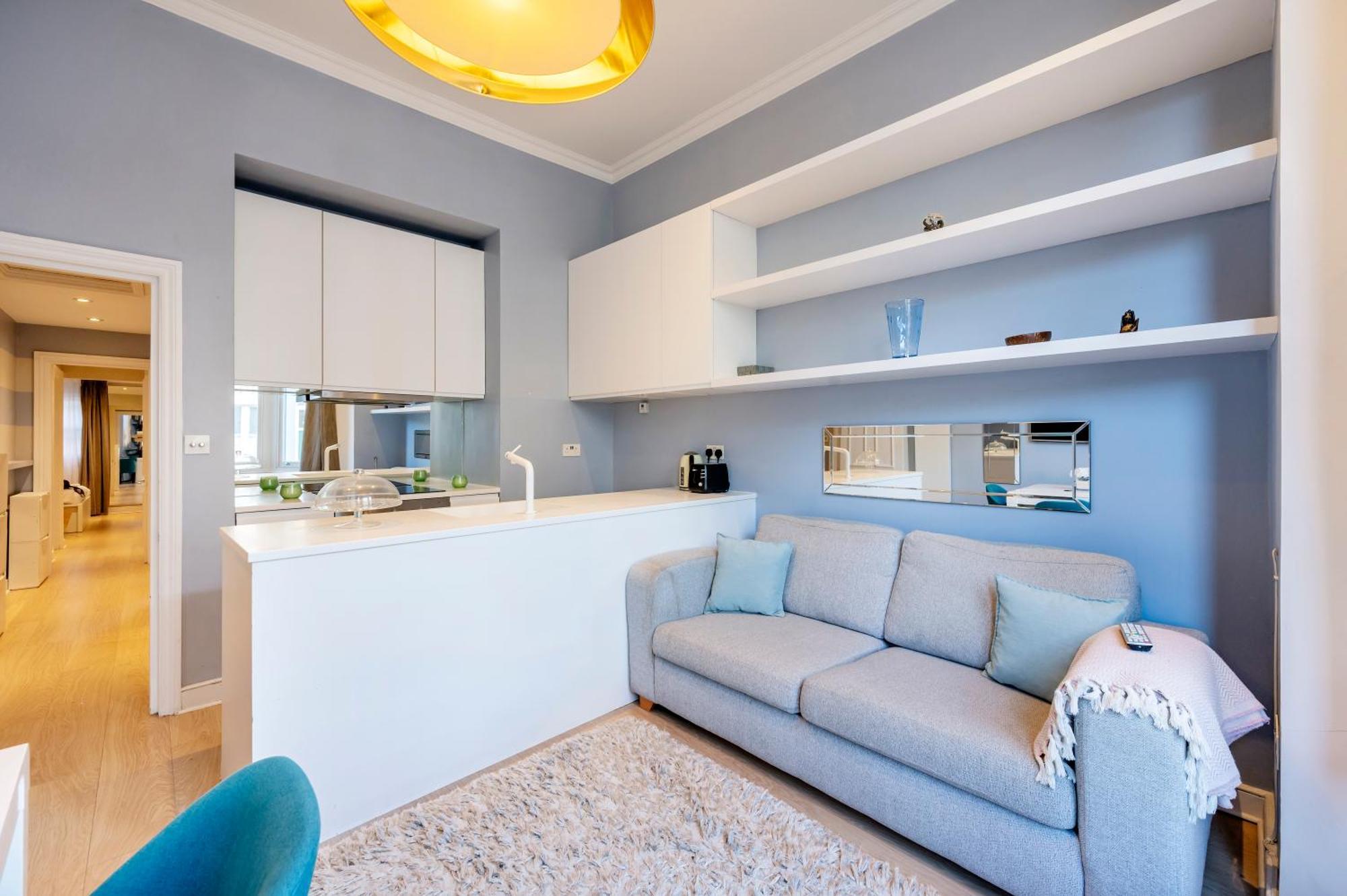 Chelsea Two Bedroom Apartment London