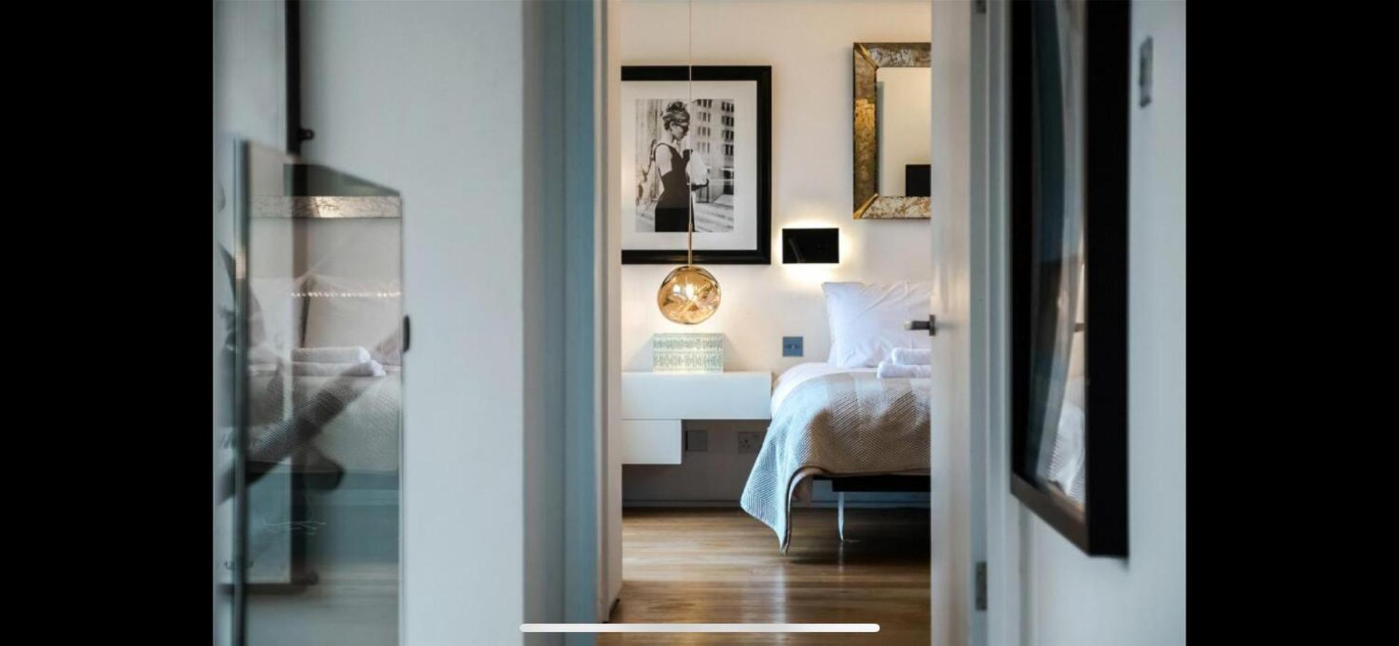 Stunning 3 Bedroom, 3 Bathroom Duplex With Terrace Leilighet