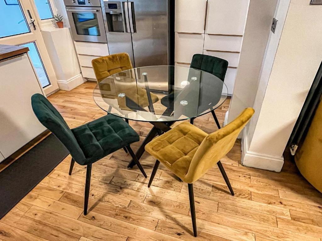 Equires East Townhouse By Harlington Apartamento *