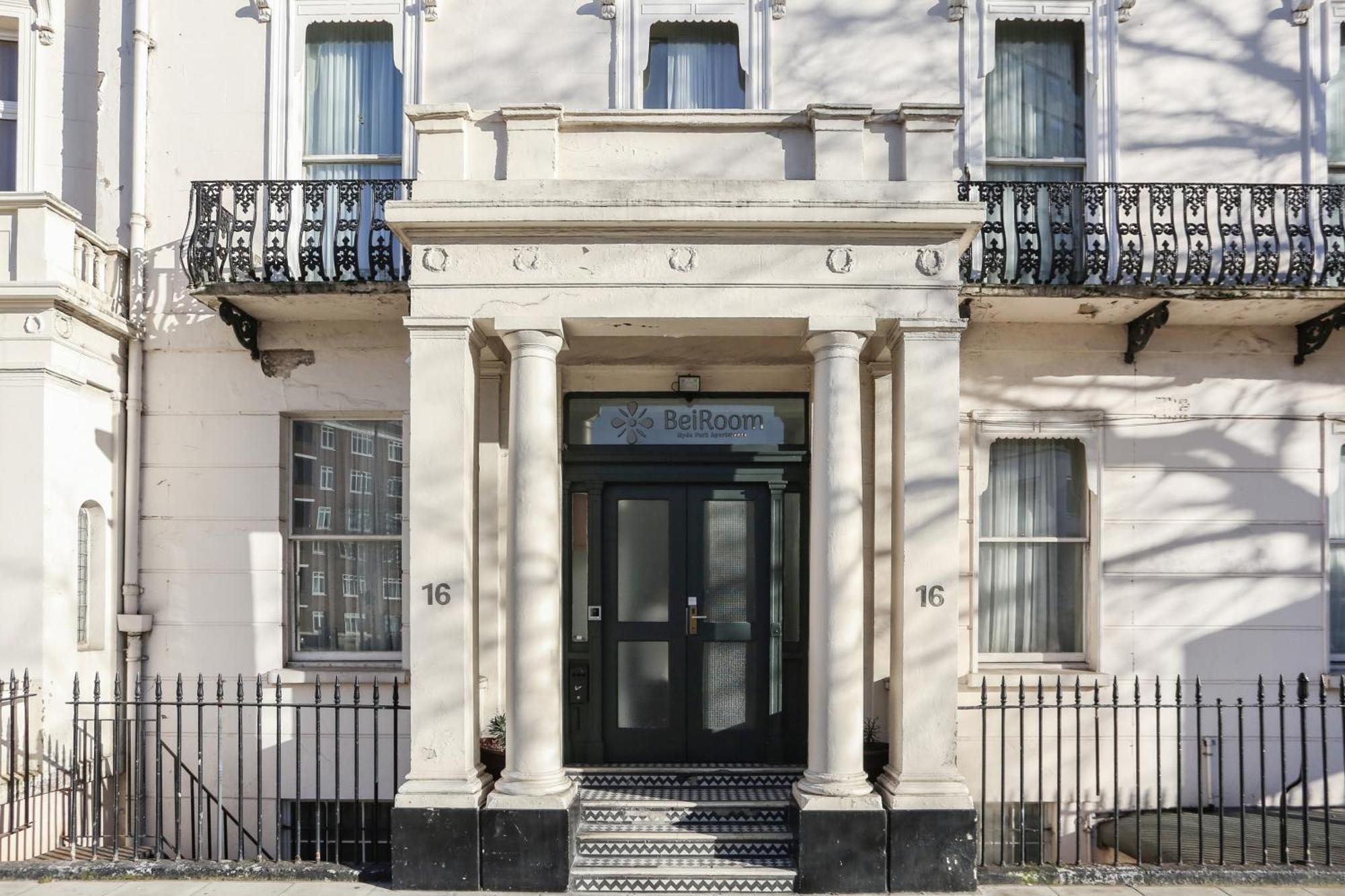 Beiroom Hyde Park * London